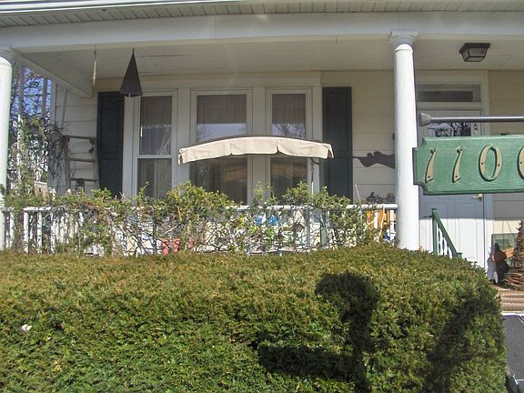 3rd image of 11005 Coffman Ave