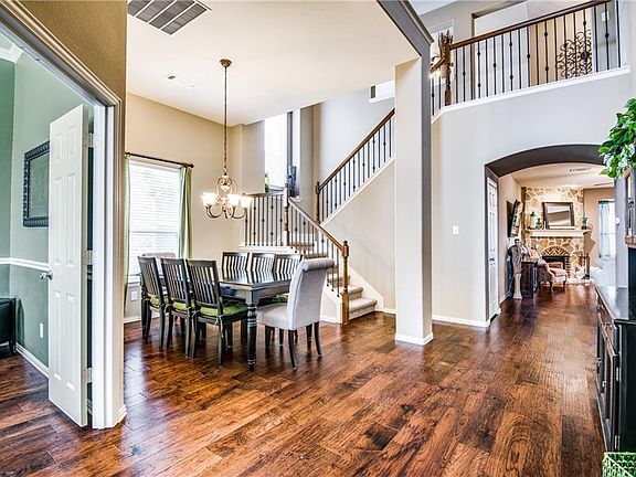 2nd image of 2587 Mirage Dr