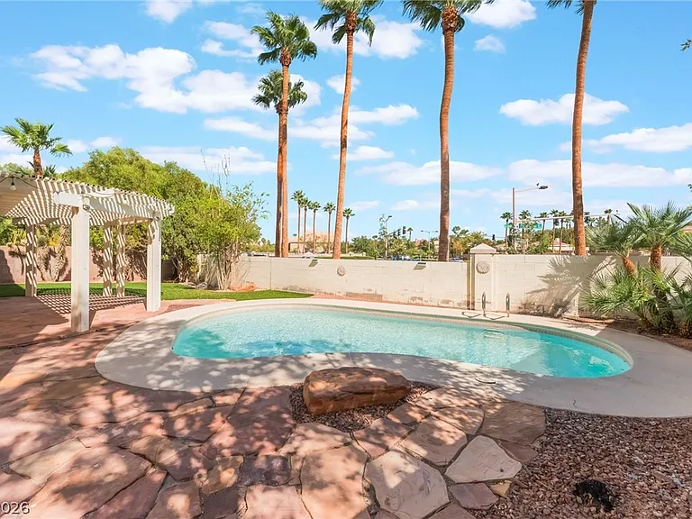 2100 Desert Peak Rd — Photo 43