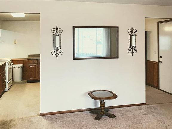 4th image of 511 Bellaire Dr