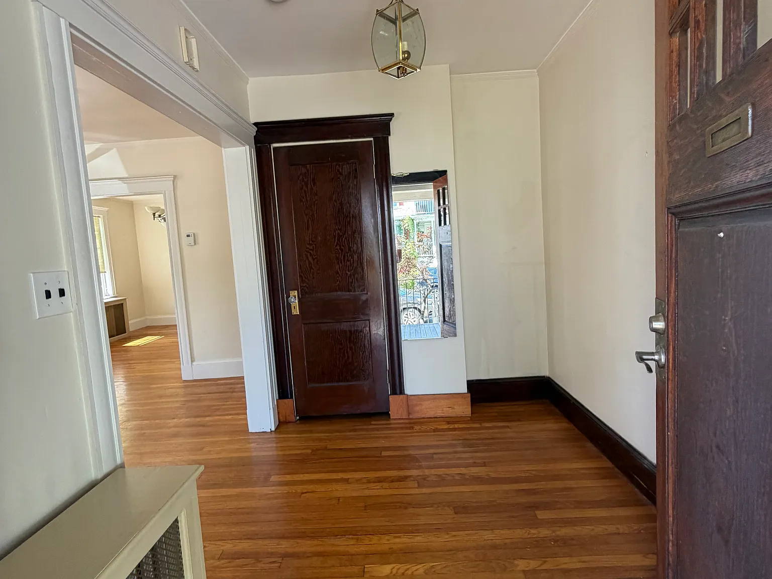 2 bed, 1.5 bath, 1200 sqft, $2,650 — Photo 2