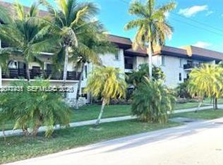 7487 SW 82nd St APT C302, Miami, FL 33143