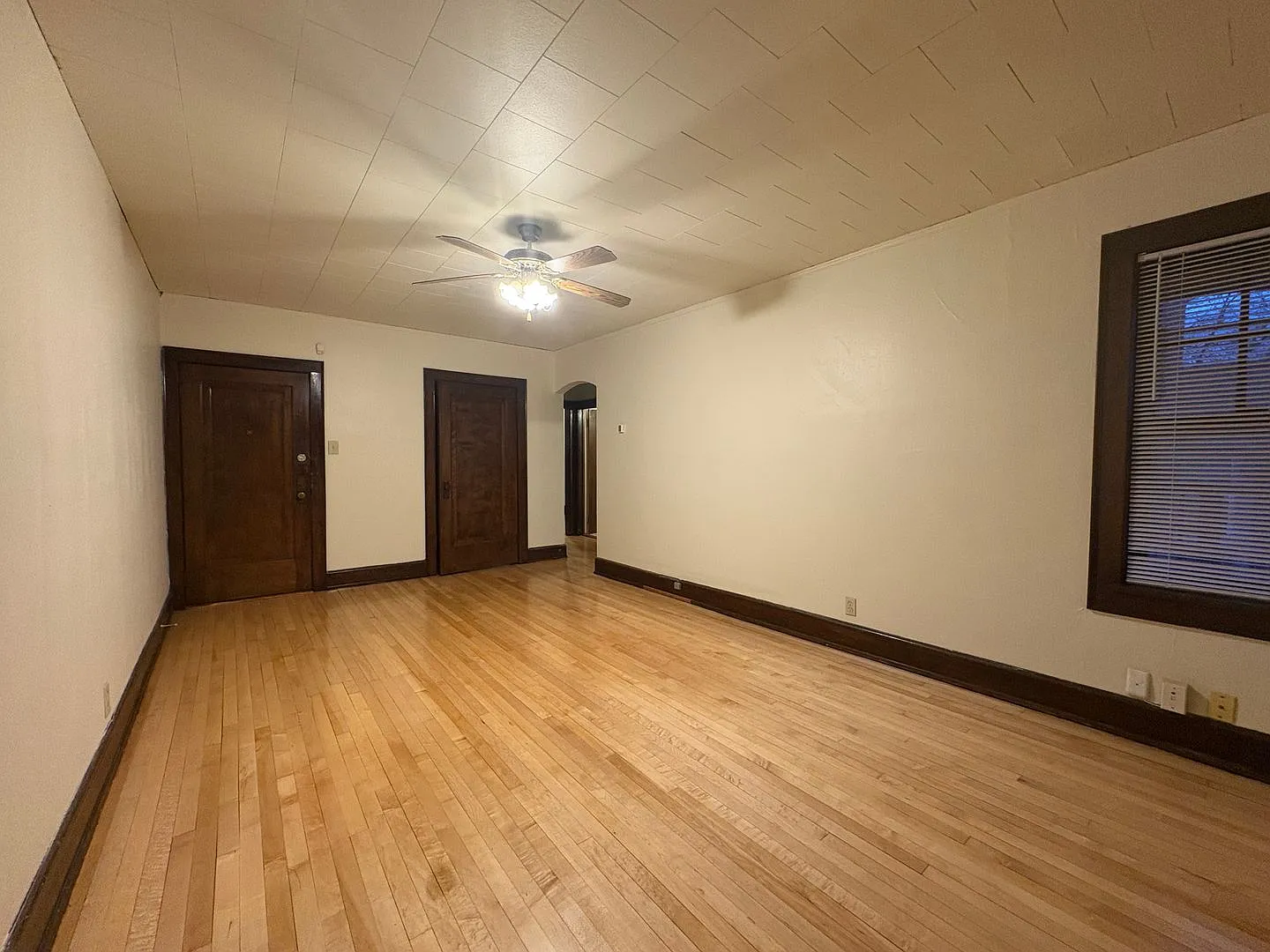 2637 N Cramer St — Photo 3