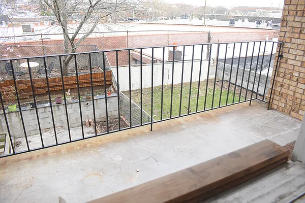 Rented by NY Space Finders Inc. | media 28