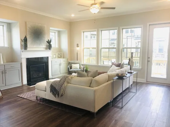 4990 Pinckney Ln, Peachtree Corners, GA 30092