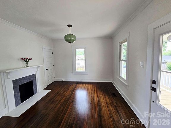 5th image of 428 15th St