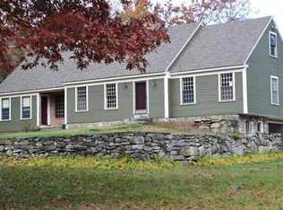 108 Norris Rd, Tyngsboro, MA 01879