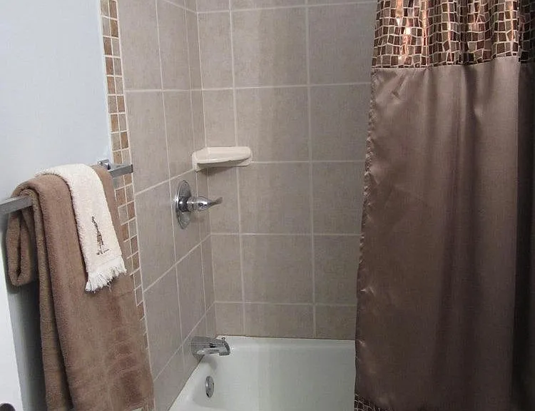 1014 Sandlin Pl — Photo 2