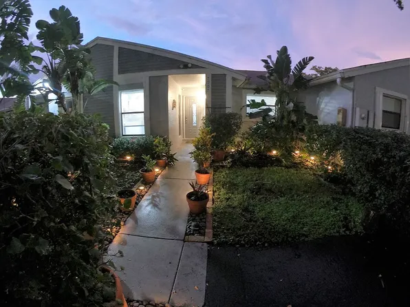 7907 NW 41st Ct, Sunrise, FL 33351