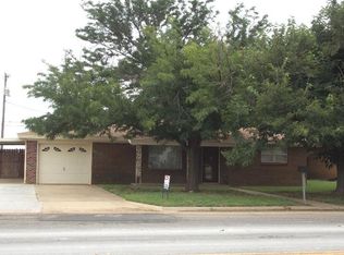 1103 1st St, Abernathy, TX 79311