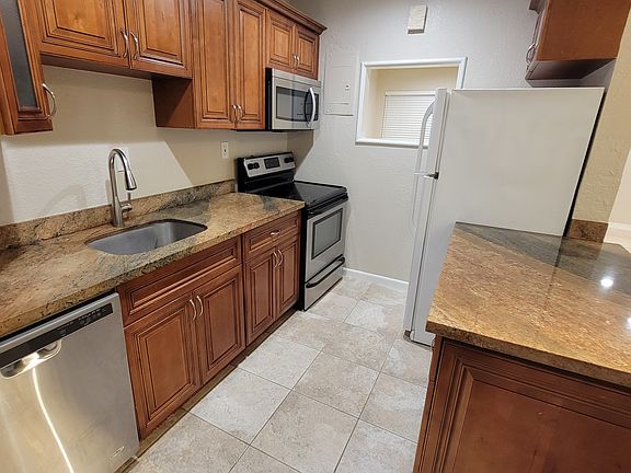 3rd image of 1428 NW 6th Ave