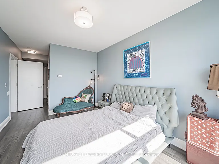 2191 Yonge St #5104 — Photo 46
