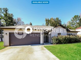 47 Carriage House Rd SW, Bessemer, AL 35022