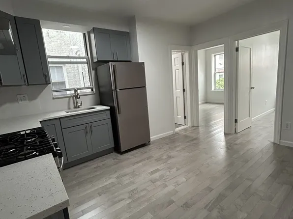 839 53rd Street image 1 of 4