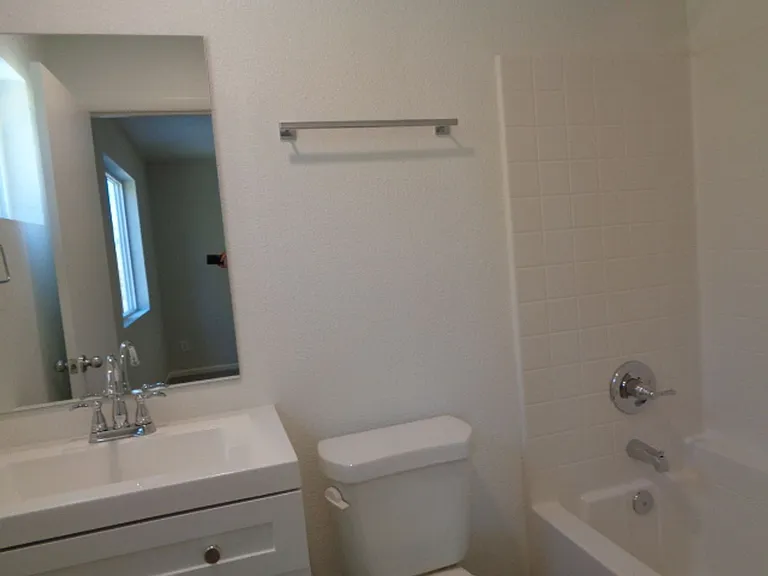 1846 W Portobello Ave — Photo 9