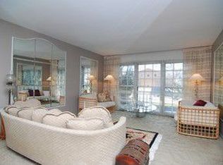 739 Sumac Rd, Highland Park, IL 60035