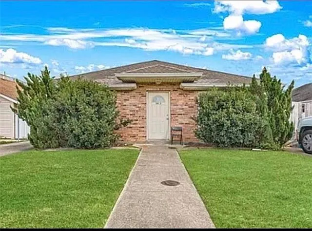 3813 Jupiter Dr — Photo 1