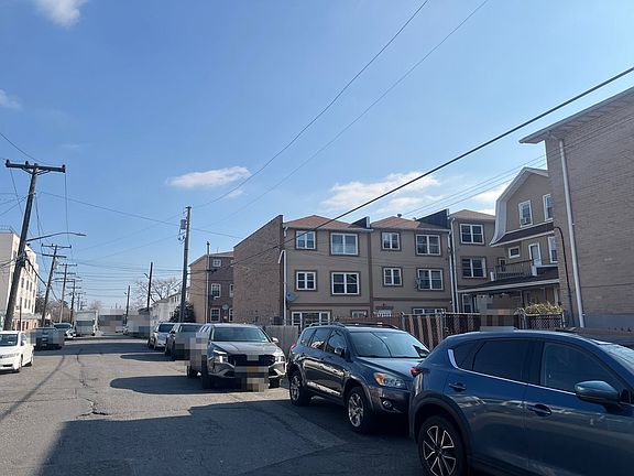 4th image of 2955 Far Rockaway Blvd