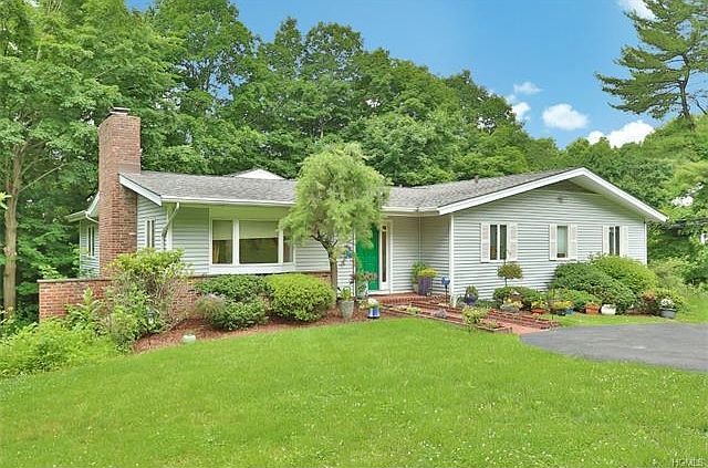 1st image of 54 Tamarack Way