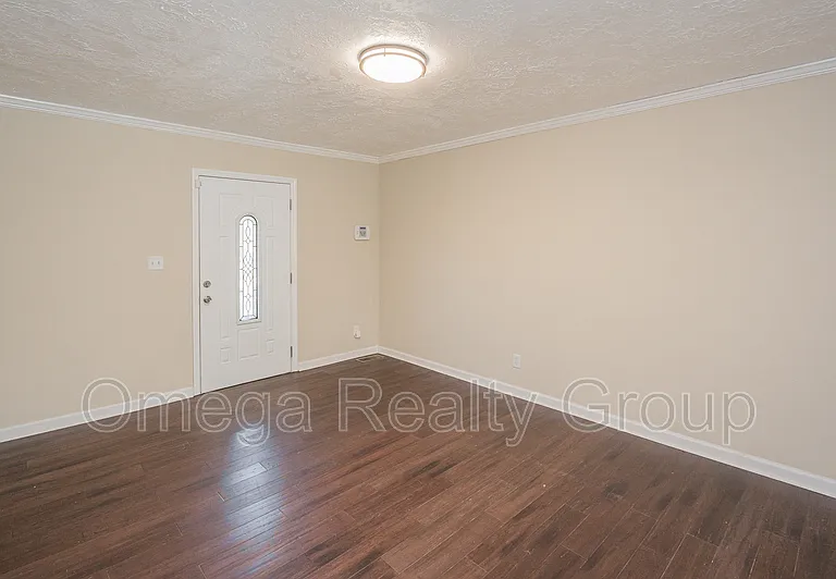 1808 Wilson Dr — Photo 7