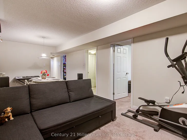 10 Providence Way — Photo 16