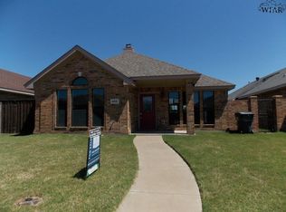6016 Oakmont Dr, Wichita Falls, TX 76310
