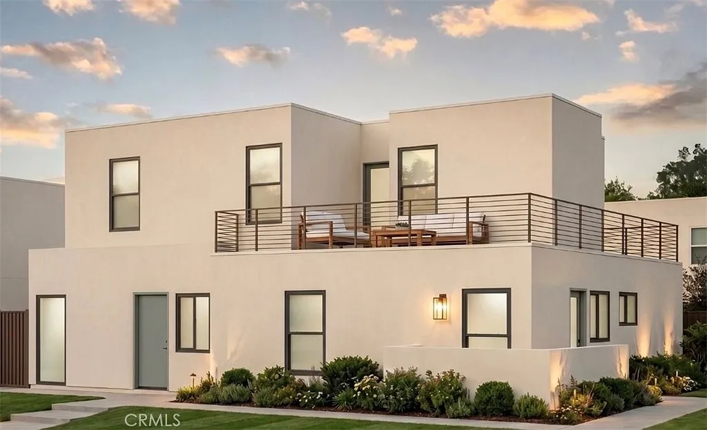 4 bed, 1200 sqft, $4,500 — Photo 1