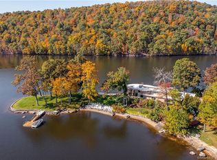11 Oak Point Clb, New Milford, CT 06776