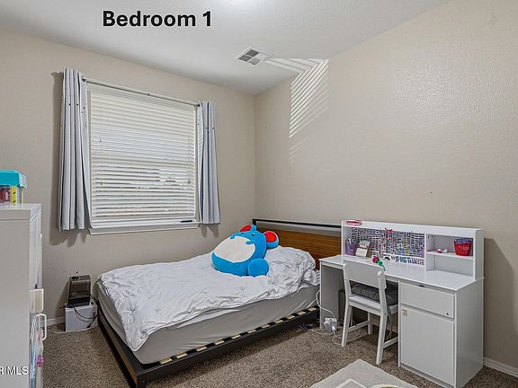 3rd image of 14449 Fernando Zubia Ave
