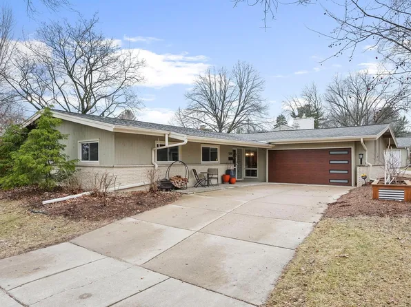5201 Fairway Dr, Madison, WI 53711