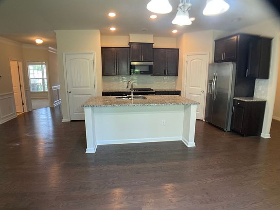 5th image of 2109 Turling Way