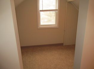 1019 4th St S, Fargo, ND 58103