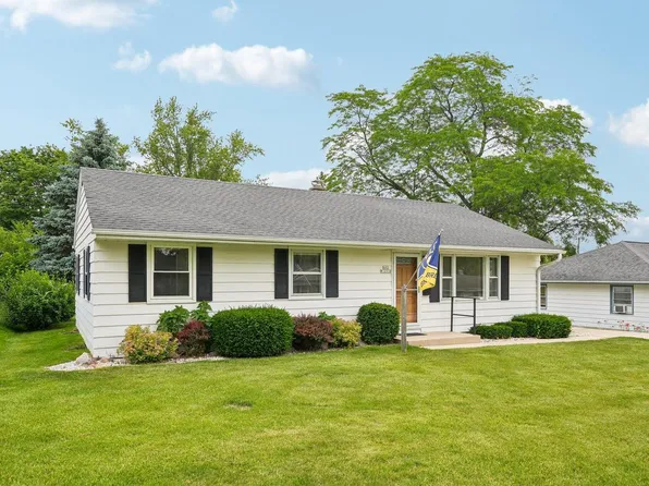 N92W16938 Roger AVENUE, Menomonee Falls, WI 53051