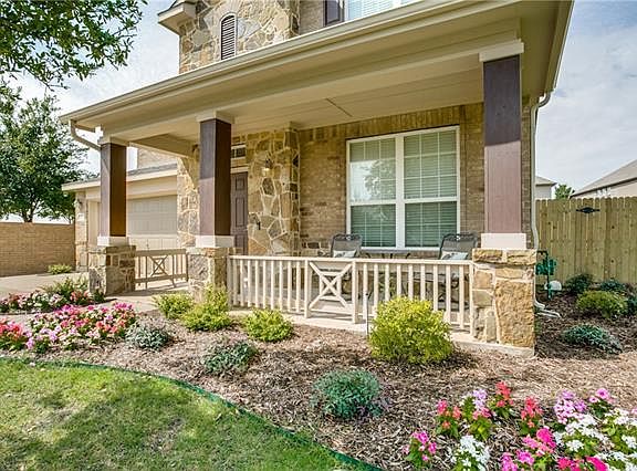 2nd image of 1312 Egret Ct