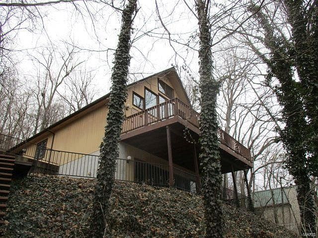 1st image of 13 Cove Trl