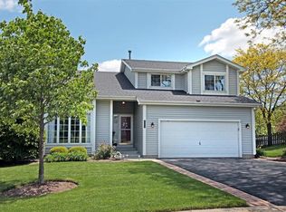 17289 W Dartmoor Dr, Grayslake, IL 60030