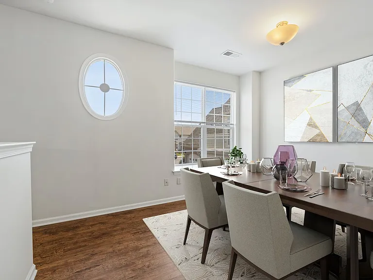 Barclay Square at Princeton Forrestal — Photo 98