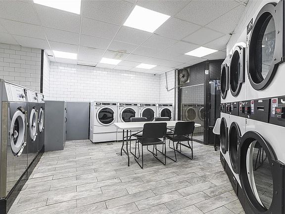 5th image of 420 E 102nd St APT 3E