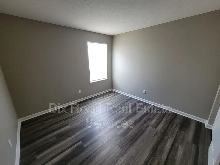 837 Prescot Cir — Photo 13