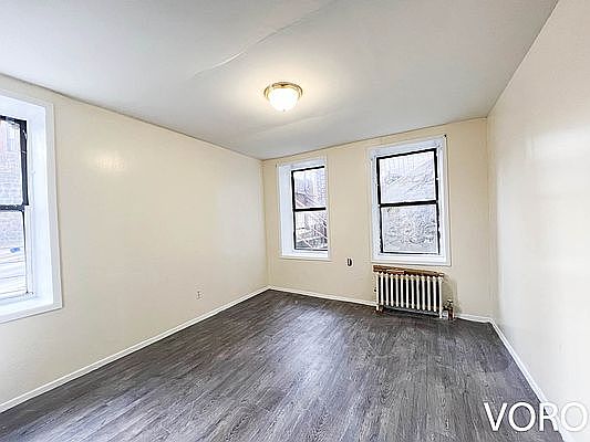 5th image of 79 Sunnyside Ave Unit 1F