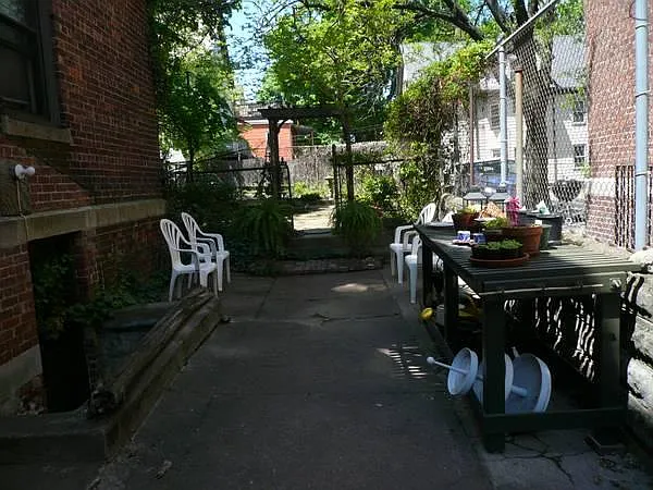 Central St — Photo 11