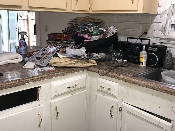 4th image of 4052 Appleby Ln