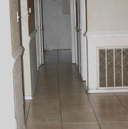 4th image of 2405 Sunflower Dr