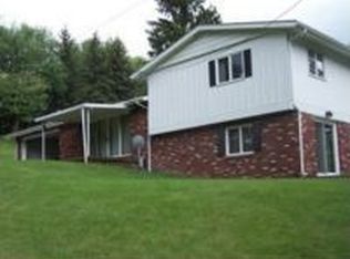 56069 Hospital Rd, Bellaire, OH 43906