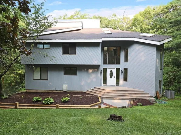 6 Little River Lane, Redding, CT 06896