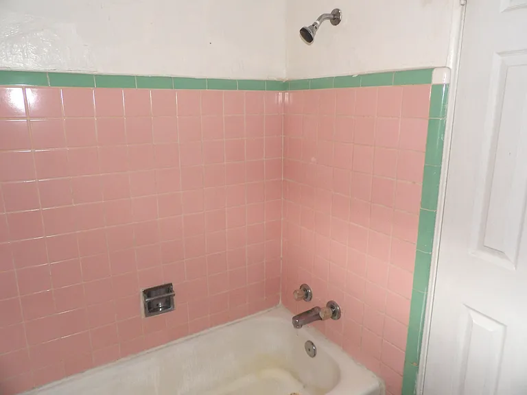 2341 NW Bell Ave — Photo 9