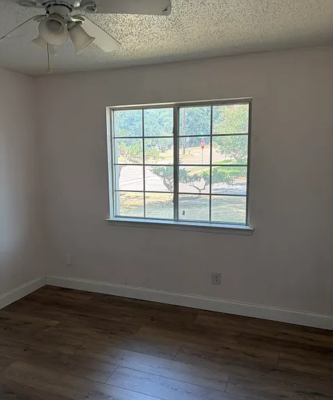 2524 Catalina Way — Photo 6