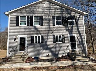 820 Gungywamp Rd #2, Groton, CT 06340