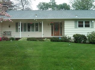 6 Jason Wright Dr, Ansonia, CT 06401