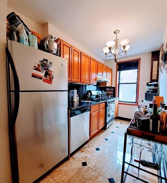 1st image of 89 Mac Dougal St #2B